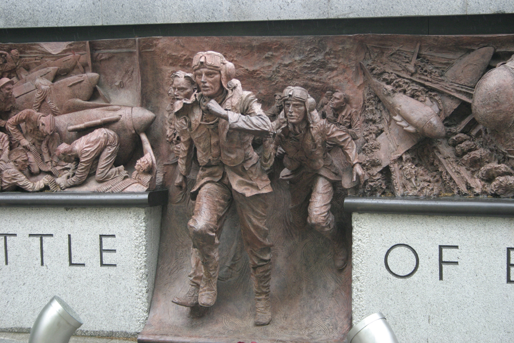 Memorial to the Battle of Britain on Victoria Embankment.