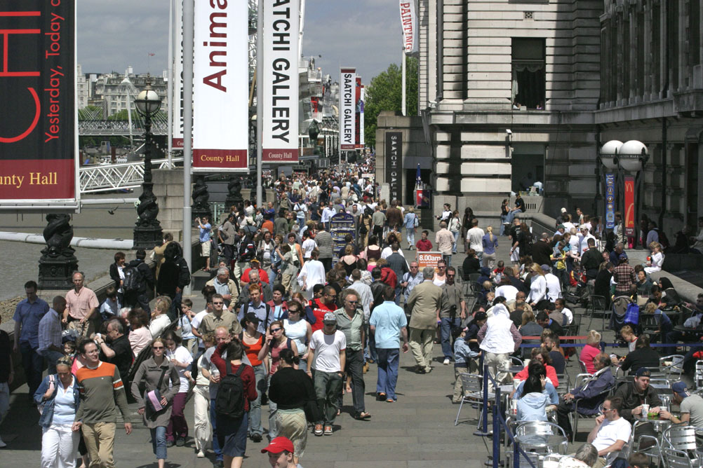 Crowds outside County Hall