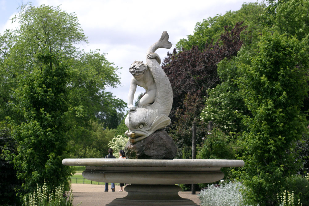 Fountain in Hyde Park